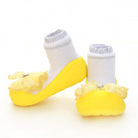 front and side view of Attipas Crystal Yellow shoes